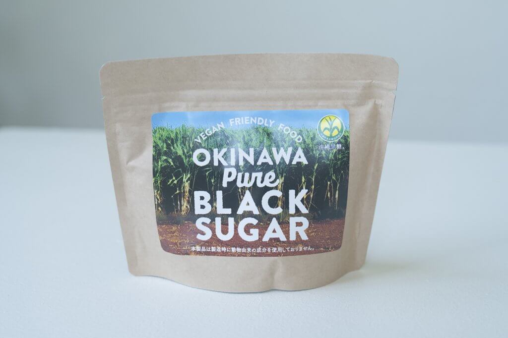 OKINAWA Pure BLACK SUGARのパッケージ